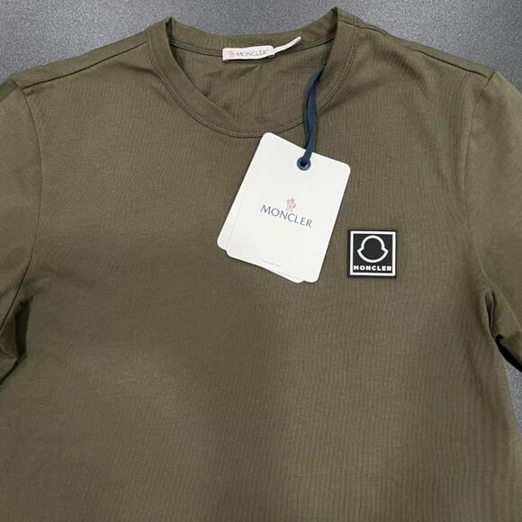 MONCLER | T-Shirt With Patch Men’s - Picture 5 of 12